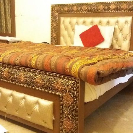 Hotel Sweet Inn لاهور المظهر الخارجي الصورة