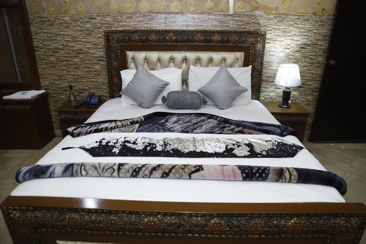 Hotel Sweet Inn لاهور المظهر الخارجي الصورة