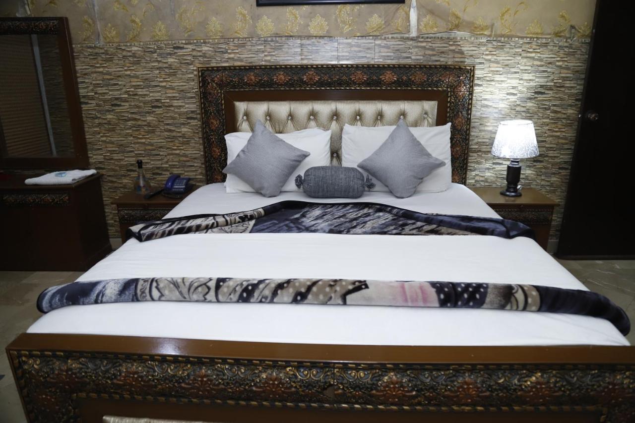 Hotel Sweet Inn لاهور المظهر الخارجي الصورة