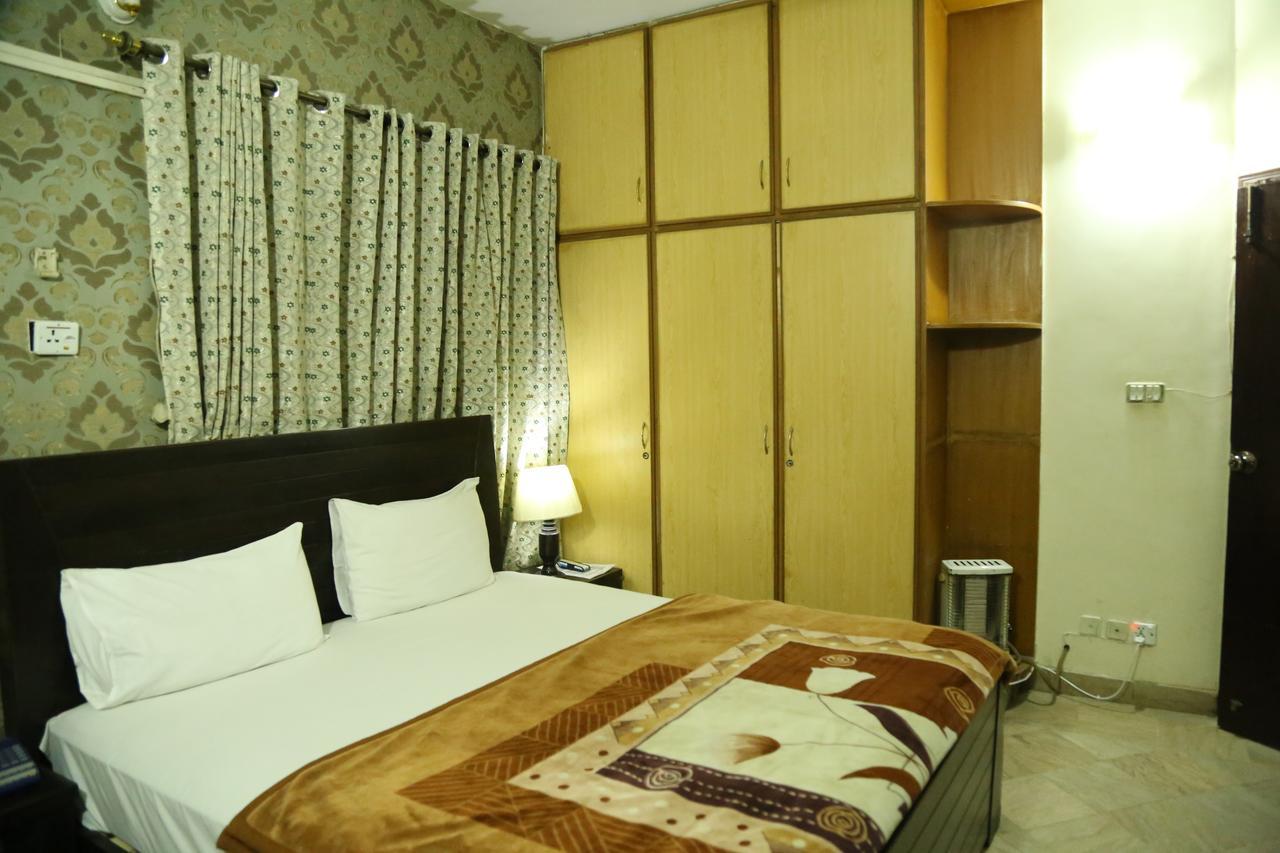 Hotel Sweet Inn لاهور المظهر الخارجي الصورة