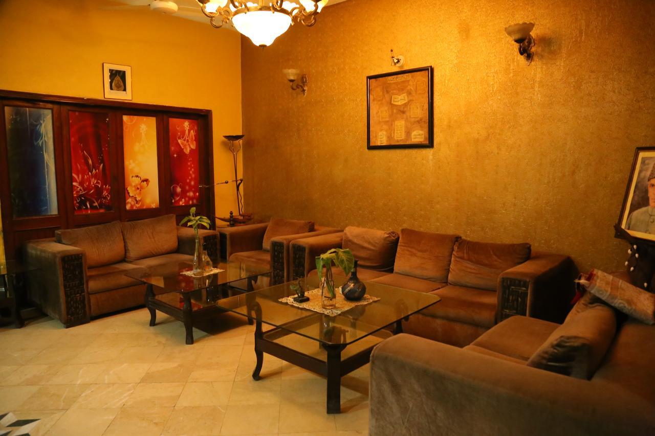 Hotel Sweet Inn لاهور المظهر الخارجي الصورة