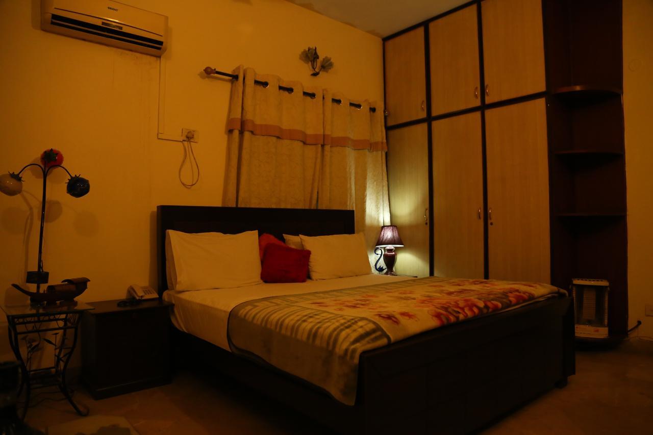 Hotel Sweet Inn لاهور المظهر الخارجي الصورة