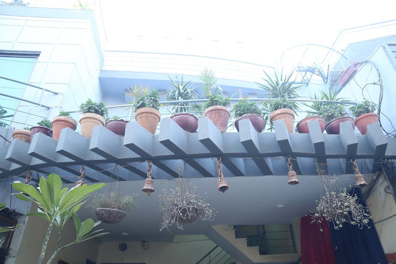 Hotel Sweet Inn لاهور المظهر الخارجي الصورة
