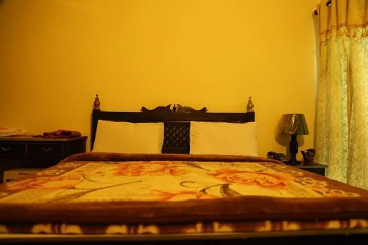 Hotel Sweet Inn لاهور المظهر الخارجي الصورة