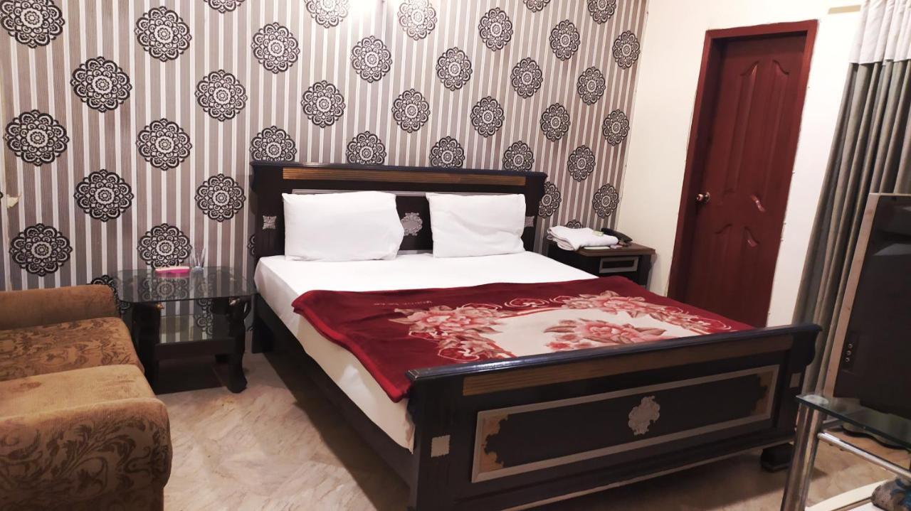 Hotel Sweet Inn لاهور المظهر الخارجي الصورة