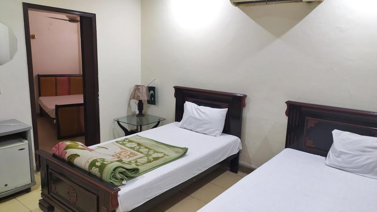 Hotel Sweet Inn لاهور المظهر الخارجي الصورة