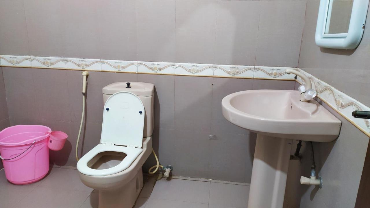 Hotel Sweet Inn لاهور المظهر الخارجي الصورة